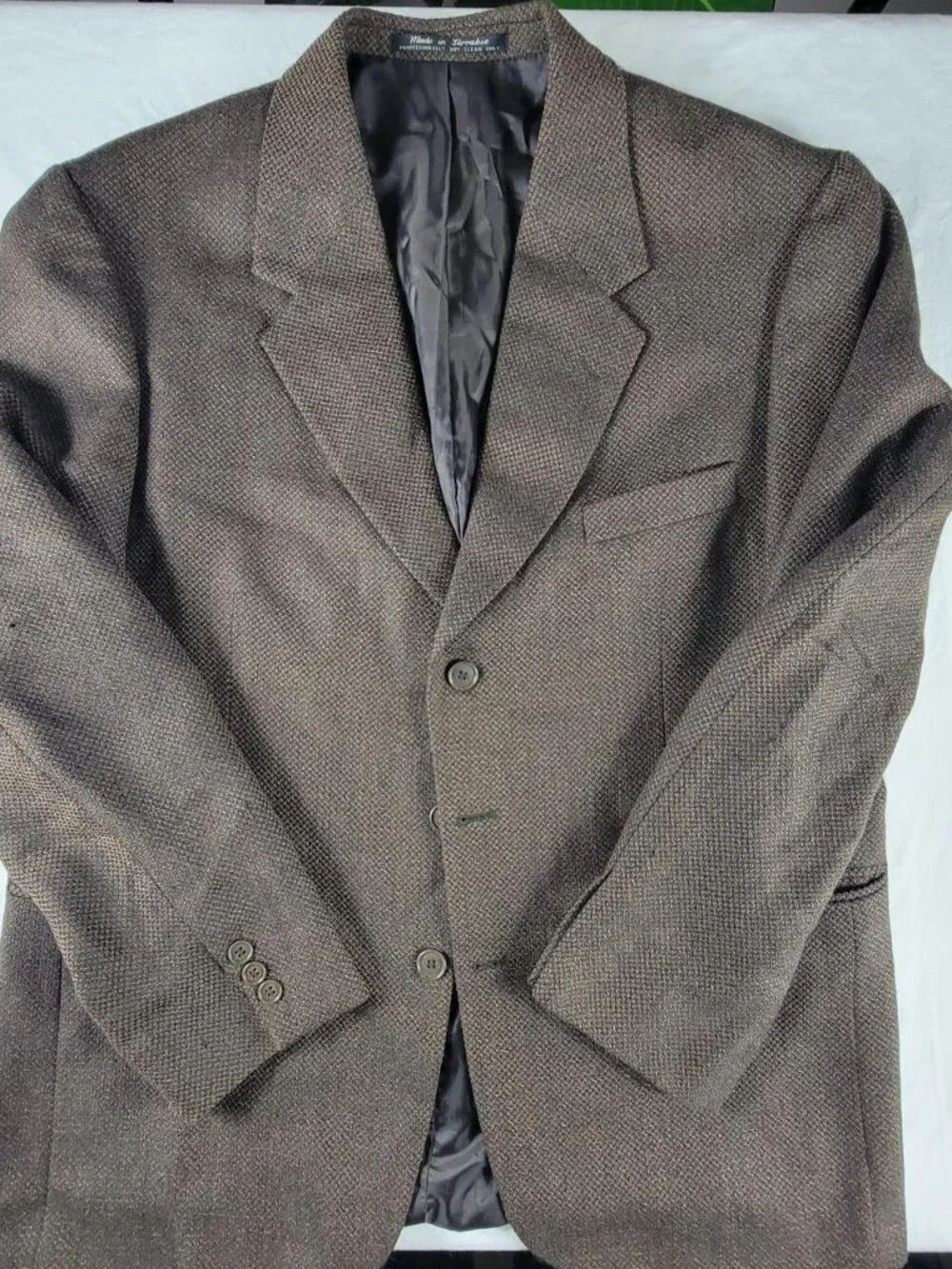 vintage Barrington brown blazer with a classic houndstooth pattern. mens xl